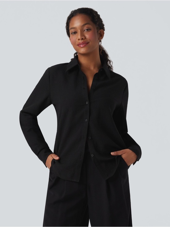 HALARA Tops - Halara Linen-Feel Button Down Shirt Black Long Sleeve Curved Hem NWT M